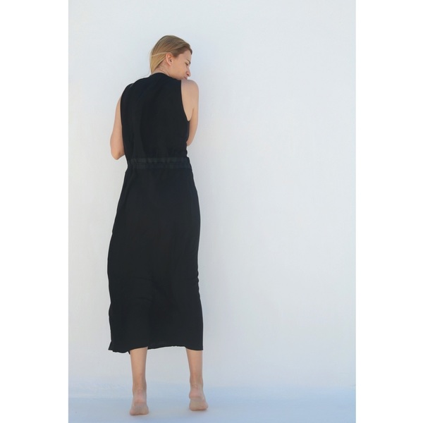 Μαύρο φόρεμα από σταθερό βισκόζ - καλοκαιρινό, αμάνικο, μαύρα - 3