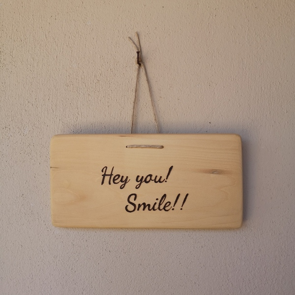 Μικρός ξύλινος πίνακας "Hey you! Smile!!" - ξύλο, πίνακες & κάδρα, κρεμαστά - 2