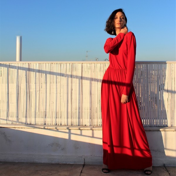Red maxi dress με ανοιχτή πλάτη - 2