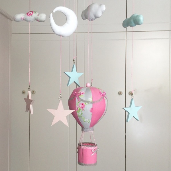 Μόμπιλε σύννεφο με αερόστατο και αστέρια σε γκρι και φούξια αποχρώσεις - κορίτσι, αερόστατο, δώρα για βάπτιση, μόμπιλε, δώρο γέννησης - 2