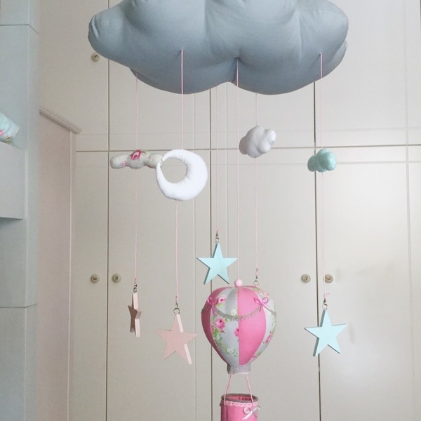 Μόμπιλε σύννεφο με αερόστατο και αστέρια σε γκρι και φούξια αποχρώσεις - κορίτσι, αερόστατο, δώρα για βάπτιση, μόμπιλε, δώρο γέννησης