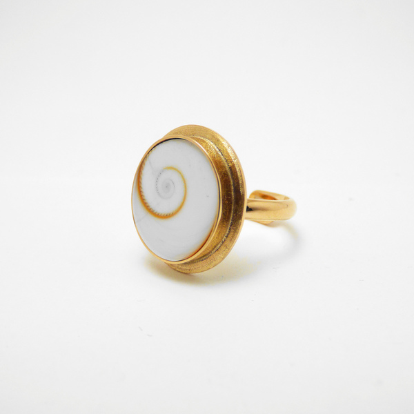 " Golden shiva-eye " - Χειροποίητο επίχρυσο δαχτυλίδι με φυσικό Ματάκι της Θάλασσας! - Διαθέσιμο σε 18mm - επιχρυσωμένα, ορείχαλκος, αυξομειούμενα