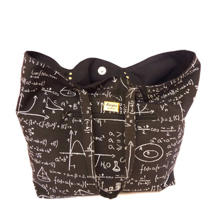 Μαύρη τσάντα χειρός "μαθηματικές πράξεις" - ώμου, χειροποίητα, φθηνές - 3