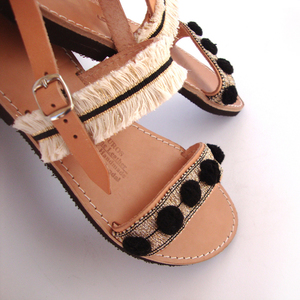 Δερμάτινα σανδάλια "Black + Gold" - δέρμα, boho, φλατ, ankle strap - 3