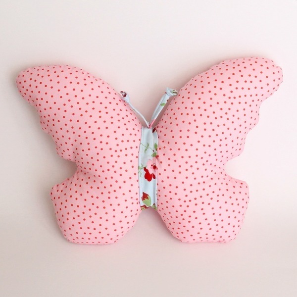 Μαξιλάρι ροζ πεταλούδα - βαμβάκι, κορίτσι, πουά, πεταλούδα, βρεφικά, για παιδιά, μαξιλάρια