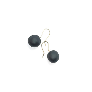 "Dots & Colors" - Μαύρα κρεμαστά minimal σκουλαρίκια από πολυμερή πηλό - ασήμι, ασήμι 925, πηλός, minimal, μικρά, κρεμαστά