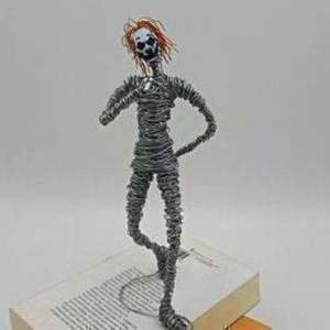 Τhe movie Figurine Wire Art Sculpture - μέταλλο, διακοσμητικά