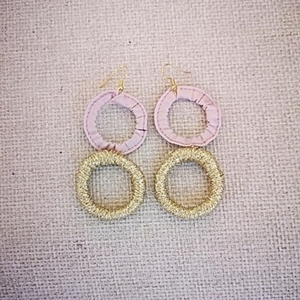 σκουλαρίκια διπλοί κρίκοι χρυσό ροζ υφασμάτινα - επιχρυσωμένα, μακριά, κρεμαστά, faux bijoux - 3