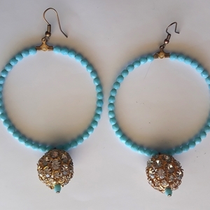 χειροποίητα σκουλαρίκια κρίκοι antique με μπάλες από στρας και γαλάζιες γυάλινες χάντρες - κρίκοι, πέτρες, faux bijoux