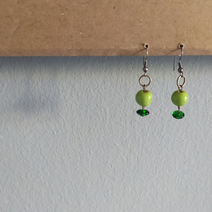 Σκουλαρίκια κοντά κρεμαστά πράσινες αποχρώσεις - γυαλί, πηλός, κρεμαστά - 3