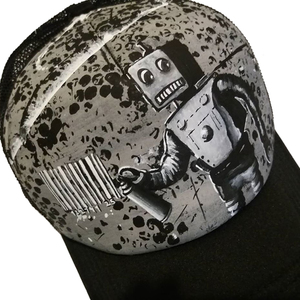 Custom / Handpainted καπέλο Robot & Bar-code - ζωγραφισμένα στο χέρι, customized, καπέλο - 2