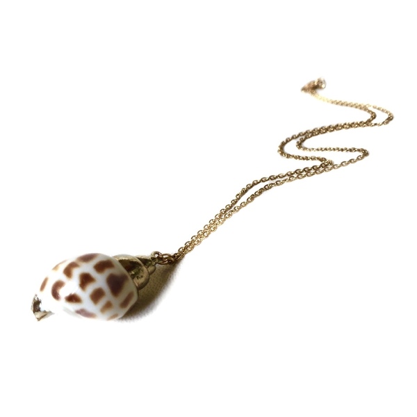 Natural cohley short necklace - μοντέρνο, κοχύλι, κοντά