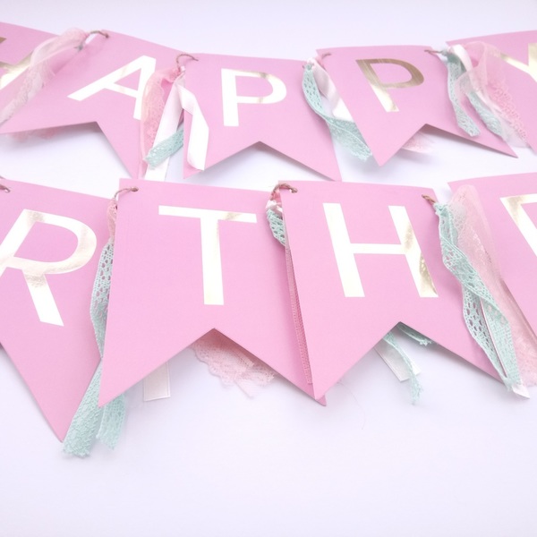 Γιρλάντα HAPPY BIRTHDAY με Κορδέλες και Δαντέλα The Pink Feather - κορίτσι, γιρλάντες, γενέθλια, πάρτυ γενεθλίων, διακοσμητικά - 2
