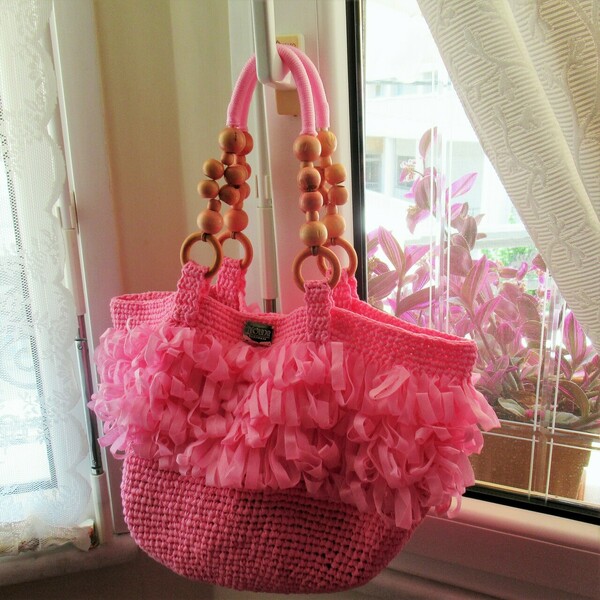 Summer bag rafia, καλοκαιρινή πλεκτή τσάντα με ροζ rafia με διαστάσεις : 43*25*21 - ψάθα, χειροποίητα, πλεκτές τσάντες, μικρές - 2