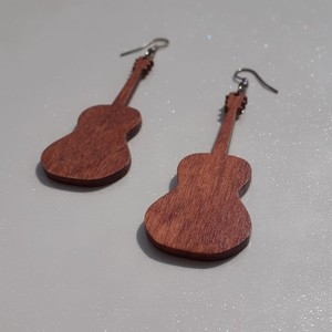 Ξύλινα σκουλαρίκια κλασική κιθάρα - ξύλο, ατσάλι, κρεμαστά, φθηνά - 3