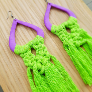 Σκουλαρίκια με πηλό και πλεκτό σχοινί, μοβ-πράσινο - πηλός, boho, κρεμαστά, μεγάλα, πλεκτά - 3