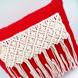 Διακοσμητικό μαξιλάρι από κόκκινο καμβά με μακραμέ δαντέλα - μοναδικό, χειροποίητα, boho, μαξιλάρια - 2
