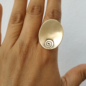 Χειροποίητο μεγάλο οβαλ ρυθμιζόμενο δαχτυλίδι με σπιράλ - ορείχαλκος, boho, μεγάλα, αυξομειούμενα - 3