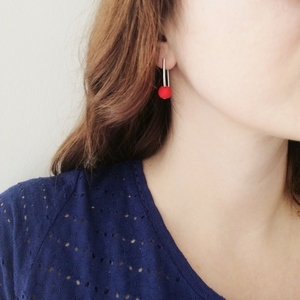 Μικρά σκουλαρίκια Π earrings - επιχρυσωμένα, πηλός, κρεμαστά, faux bijoux, φθηνά - 3