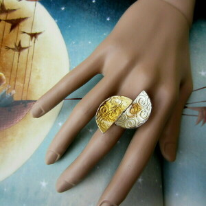 Ασημένιο δαχτυλίδι με φύλλο χρυσού και σμάλτο - ασήμι, γεωμετρικά σχέδια, σταθερά, μεγάλα - 2