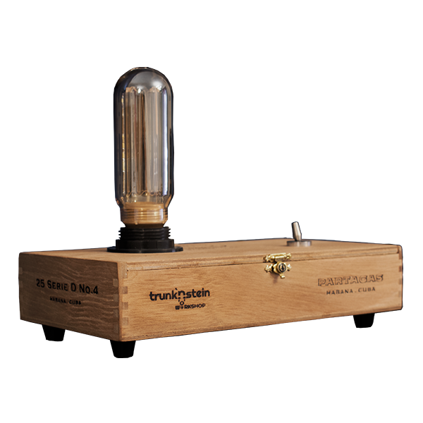 Steampunk χειροποίητο ξύλινο επιτραπέζιο φωτιστικό - vintage, πορτατίφ