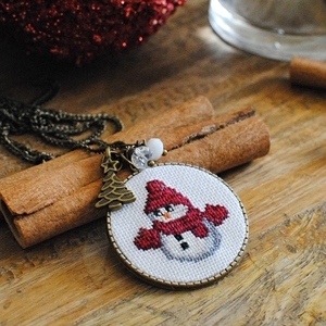 Κεντητό μενταγιόν Χριστουγεννιάτικος Χιονάνθρωπος - κεντητά, ορείχαλκος, χριστούγεννα, χιονάνθρωπος - 2
