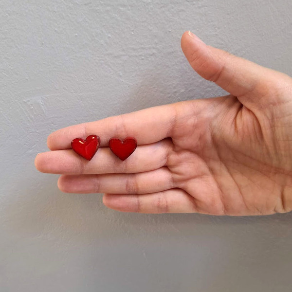 Stud earrings “Mini hearts”. - ξύλο, ζωγραφισμένα στο χέρι, καρδιά, καρφωτά, κοσμήματα - 3