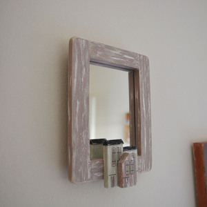 Καθρέπτης ξύλινος χειροποίητος ζωγραφισμένος στο χέρι Γειτονιά με σπίτια 15x20x4 Σομόν Καπαδάκης - ζωγραφισμένα στο χέρι, διακόσμηση, χειροποίητα, ξύλινα διακοσμητικά τοίχου - 4