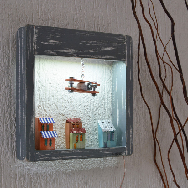Φωτιστικό τοίχου ξύλινο χειροποίητο ζωγραφισμένο στο χέρι Αεροπλάνο 24x25x5 πολύχρωμο Καπαδάκης - ζωγραφισμένα στο χέρι, τοίχου, χειροποίητα, ξύλινα διακοσμητικά τοίχου - 4