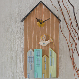 Ρολόι τοίχου ξύλινο χειροποίητο Σπίτια με κεραμικό περιστέρι 25x50x5 Πολύχρωμο Καπαδάκης - ξύλο, ξύλο, ζωγραφισμένα στο χέρι, διακόσμηση, τοίχου, χειροποίητα, ρολόγια, ξύλινα διακοσμητικά τοίχου - 2