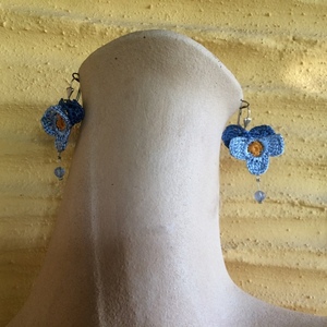 Πλεκτά σκουλαρίκια "Πανσέδες" σε γαλάζιο και μωβ - λουλούδι, κρεμαστά, μεγάλα, πλεκτά, φθηνά - 2