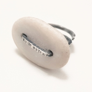 Δαχτυλίδι με λευκό βοτσαλο - ασήμι 925, χειροποίητα, minimal, βότσαλα, αυξομειούμενα