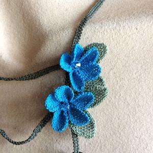 Κοντό κολιέ φριβολιτέ "Blue Blossom" - κοντά, λουλούδι - 4