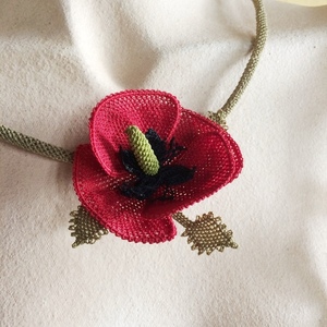 Κοντό κολιέ "Παπαρούνα" φριβολιτέ - ύφασμα, κοντά, λουλούδι, boho - 4