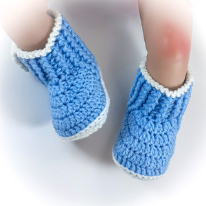 Πλεκτά λευκά-μπλε μποτάκια για αγόρια/ παπούτσια /0-12/ Crochet white-blue booties for a baby boy - αγόρι, βρεφικά ρούχα - 4