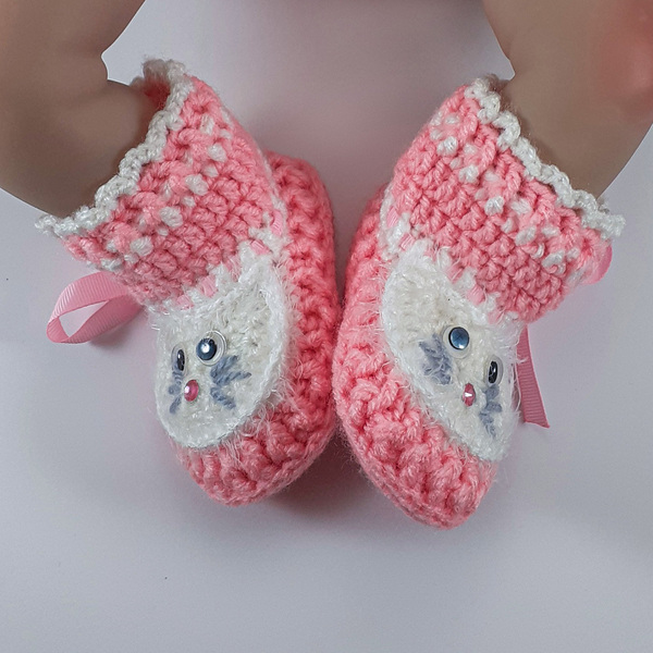 Πλεκτά ροζ παπουτσάκια για κορίτσια/ Πλεκτά παπούτσια με γατούλες για μωρά/ 0-12/ Crochet white-pink booties for girls/ kittens - κορίτσι, βρεφικά ρούχα - 4