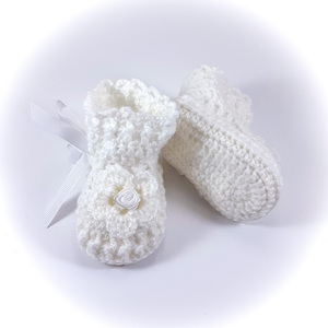 Πλεκτά λευκό παπουτσάκια για κορίτσια/ παπούτσια για μωρά με λουλούδια/ 0-12/ Crochet white booties for girls - κορίτσι, δώρο για νεογέννητο, βρεφικά ρούχα - 2