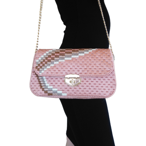 Pink palette/ Κεντητή τσάντα σε nude ροζ με χρυσή αλυσίδα - clutch, ώμου, χιαστί, all day, πλεκτές τσάντες - 2
