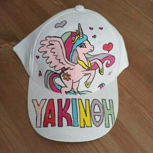 παιδικό καπέλο jockey με όνομα και θέμα μονόκερος με φτερά ( flying unicorn ) - δώρο, όνομα - μονόγραμμα, μονόκερος, καπέλα, προσωποποιημένα - 3
