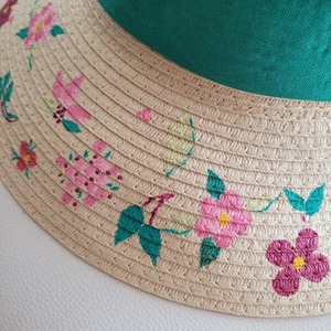 Καπέλο ζωγραφισμένο στο χέρι - ζωγραφισμένα στο χέρι, λουλούδια, ψάθινα - 4