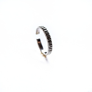 Ασημένιο ανάγλυφο δαχτυλίδι - ασήμι 925, σφυρήλατο, βεράκια, μοδάτο, αυξομειούμενα - 2