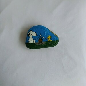 Διακοσμητική πέτρα θαλάσσης με τον Snoopy - πέτρα, διακοσμητικές πέτρες, ήρωες κινουμένων σχεδίων - 2