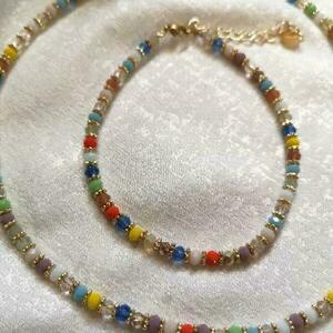Κολιέ με πολύχρωμα κρυσταλλακια τσεχιας και επιχρυσωμένες μεταλλικές χάντρες, 40cm+5cm - κοντά, seed beads - 4