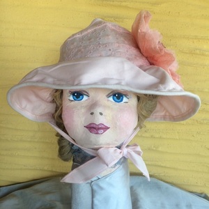 Παιδικό ροζ μπροντερί καπελάκι στολισμένο με φρουφρού γάζας και τριανταφυλλάκια - ύφασμα, δαντέλα, λουλουδάτο, καπέλα - 2