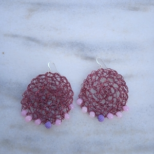Wire crochet στρογγυλά σκουλαρίκια με χάντρες σε μωβ αποχρώσεις - χαλκός, κρεμαστά, μεγάλα, γάντζος, πλεκτά - 4