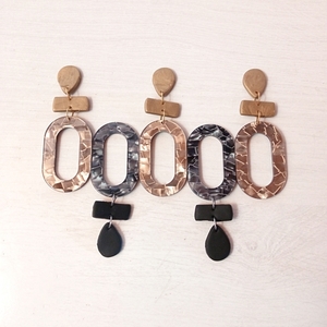 Σκουλαρίκια από πηλό μαύρα με ακρυλικό "DROPS" - πηλός, κρεμαστά, faux bijoux, καρφάκι - 3