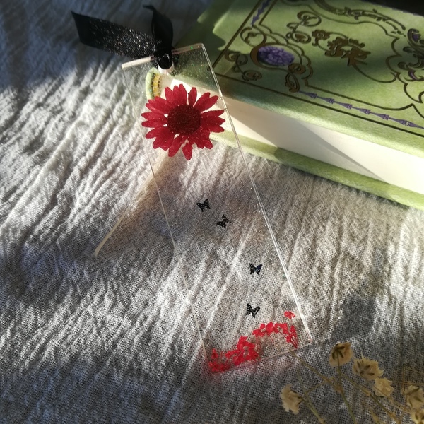 Σελιδοδείκτης μικρός με αληθινό κόκκινο λουλούδι, από υγρό γυαλί - γυαλί, χειροποίητα, σελιδοδείκτες, πρωτότυπα δώρα - 5