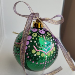 Χριστουγεννιάτικη μπάλα ζωγραφισμένη στο χέρι, πράσινη 8 cm - χειροποίητα, διακοσμητικά, χριστουγεννιάτικα δώρα, μπάλες - 5