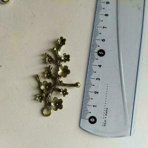 Εξαρτήματα σετ/5 "Κλαδί με λουλούδια" από μεταλλικό κράμα ασημί αντικέ 35*60*3mm - επάργυρα, φύλλο, υλικά κοσμημάτων, υλικά κατασκευών - 2