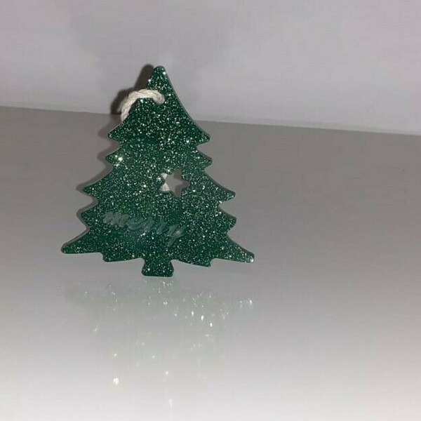 Χειροποίητο χριστουγεννιάτικο στολίδι δεντράκι φτιαγμένα από υγρό γυαλί 9cm χ 8cm - γυαλί, χριστούγεννα, χριστουγεννιάτικα δώρα, στολίδια, δέντρο - 3